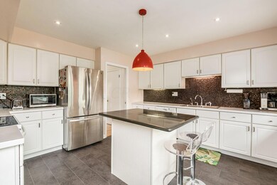 Large kitchen with Island