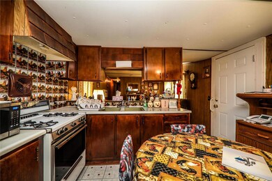 204 Joe St, Collinsville, IL 62234 - photo 4