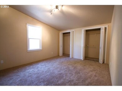 unlisted-address, Grants Pass, OR 97526 - photo 3