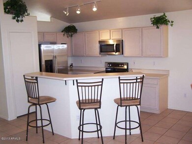 Kitchen - Fridge included!