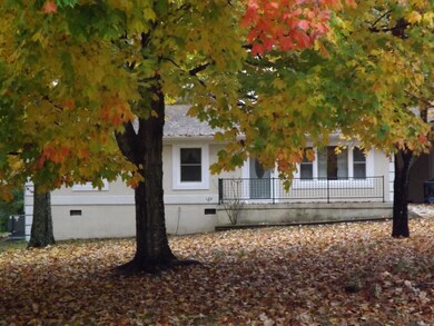 425 Dillon St, Crossville, TN 38555 - photo 3