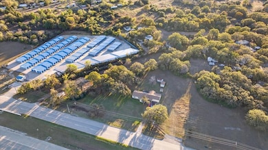 936 Southeast Pkwy, Azle, TX 76020 - photo 6