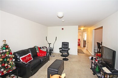 671 Metacom Ave unit 32, Bristol, RI 02809 - photo 7