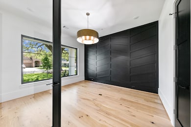 1526 Cheshire Ln, Houston, TX 77018 - photo 5