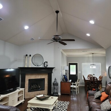 84 Silverhill Dr, Texarkana, TX 75503 - photo 2