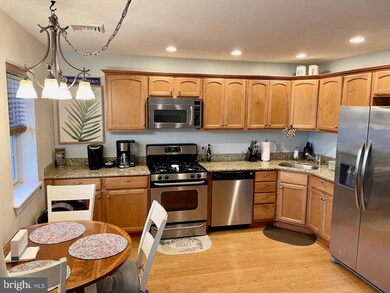 310 36th St S unit 3, Brigantine, NJ 08203 - photo 4