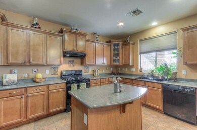 Kitchen (1)
