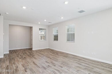 21013 N 58th Place, Phoenix, AZ 85054 - photo 4