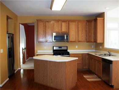 7276 Wilrose Ct, North Tonawanda, NY 14120 - photo 3