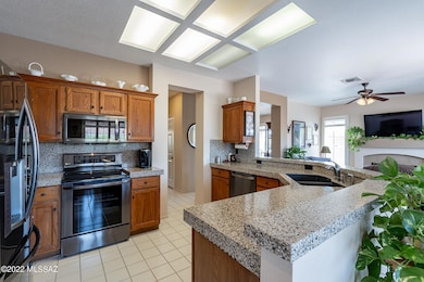 1040 E Crown Ridge Dr, Oro Valley, AZ 85755 - photo 7