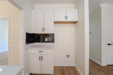 679 Springtor Dr unit 3, Lawrenceville, GA 30043 - photo 6