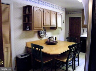 3714 Patuxent River Rd, Davidsonville, MD 21035 - photo 2