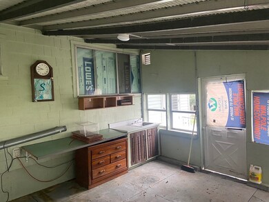 10 Castine St, Worcester, MA 01606 - photo 6