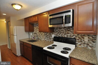 19609 Gunners Branch Rd unit F, Germantown, MD 20876 - photo 6