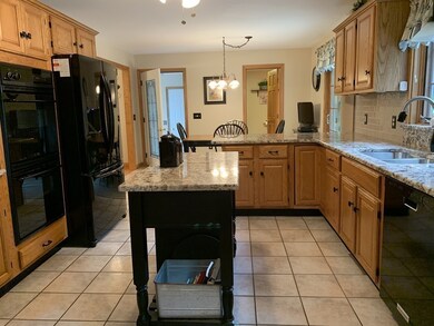 47 Dinis Ave, Ludlow, MA 01056 - photo 3