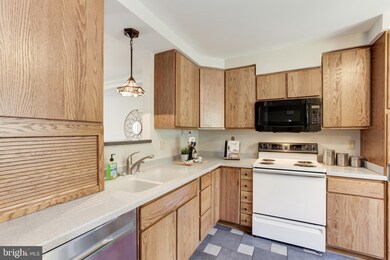 16812 Centerfield Way, Olney, MD 20832 - photo 6