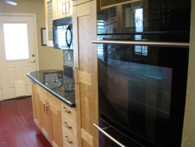 Kitchen 7