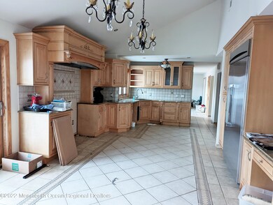 10 Warren Ct, Old Bridge, NJ 08857 - photo 5