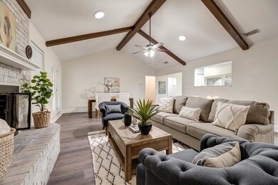 2805 Autumn Dr, Hurst, TX 76054 - photo 7