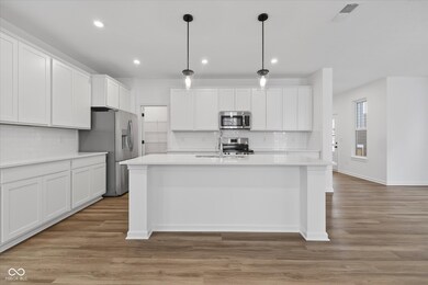 15994 Meadow Frost Ct, Fishers, IN 46037 - photo 7