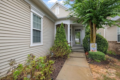 17517 Hawks View Dr unit 164, Fort Mill, SC 29707 - photo 2