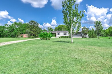 2838 County Road 179, Alvin, TX 77511 - photo 3