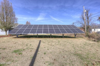 239 S Cedar Cir, Webb City, MO 64870 - photo 4