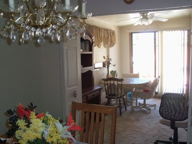 breakfast room