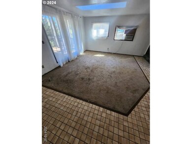 5950 Riverbanks Rd, Grants Pass, OR 97527 - photo 2