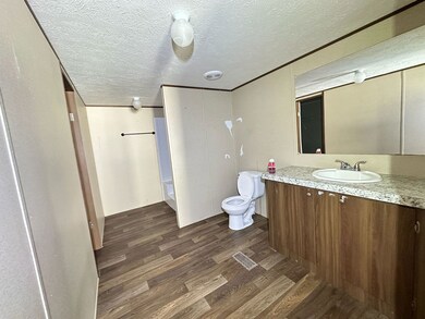 8240 Pinecrest Dr unit LOT 640, Spring, TX 77389 - photo 5