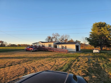 1005 Coal Dock Rd, Waverly, OH 45690 - photo 7