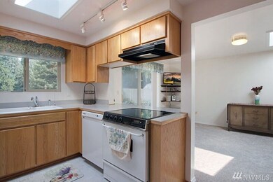 8023 W Glen Dr, Everett, WA 98203 - photo 6