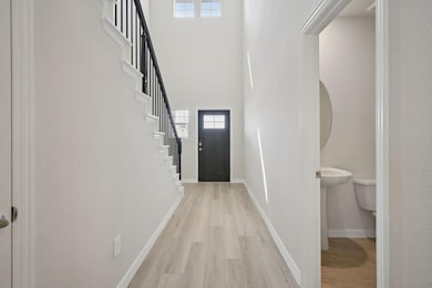 608 Clover Creek Dr, McKinney, TX 75071 - photo 3