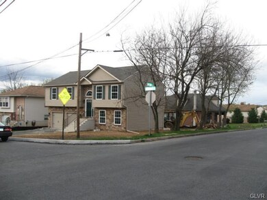 701 Oakwood St, Easton, PA 18045 - photo 4