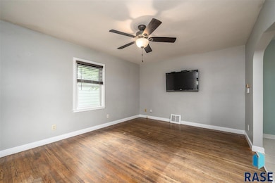2801 S Duluth Ave, Sioux Falls, SD 57105 - photo 5