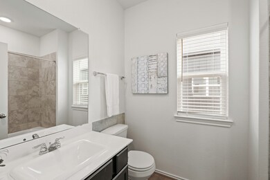 1404 Wycliffe Dr unit C, Houston, TX 77043 - photo 4
