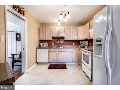 29 Village Ct, Wilmington, DE 19805 - photo 5