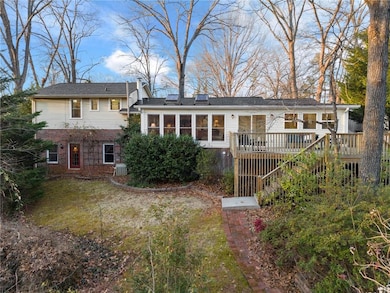 825 Beverly Dr, Gainesville, GA 30501 - photo 4