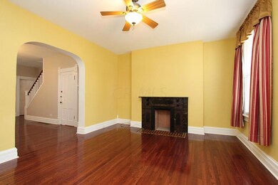 Dining Room/ Fam Room