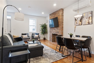 1240 Butterfield Way, Pittsburgh, PA 15212 - photo 5