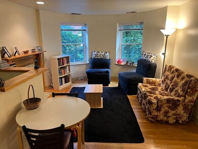 87 Gainsborough St unit 202, Boston, MA 02115 - photo 3