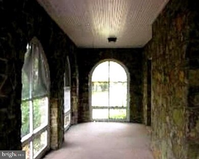 405 N Royal Ave, Front Royal, VA 22630 - photo 3