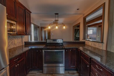 1520 Oaklake Dr NE, Dalton, GA 30721 - photo 7