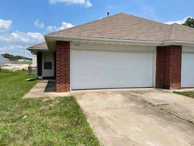 1251 Vintage Lane Front