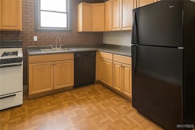 145 Tyler St unit Lower, Buffalo, NY 14214 - photo 3