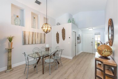 15128 Oak Chase Ct, Wellington, FL 33414 - photo 5