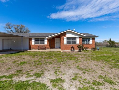 10100 Prather Rd, Springtown, TX 76082 - photo 2