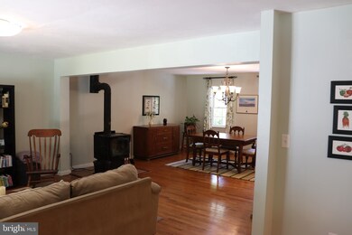 108 W D St, Brunswick, MD 21716 - photo 6