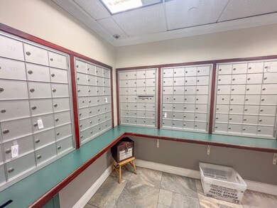 Sagamore Place Condominiums unit 1110, Quincy, MA 02171 - photo 4