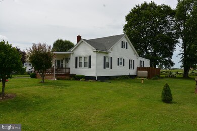759 Round Hill Rd, Winchester, VA 22602 - photo 2
